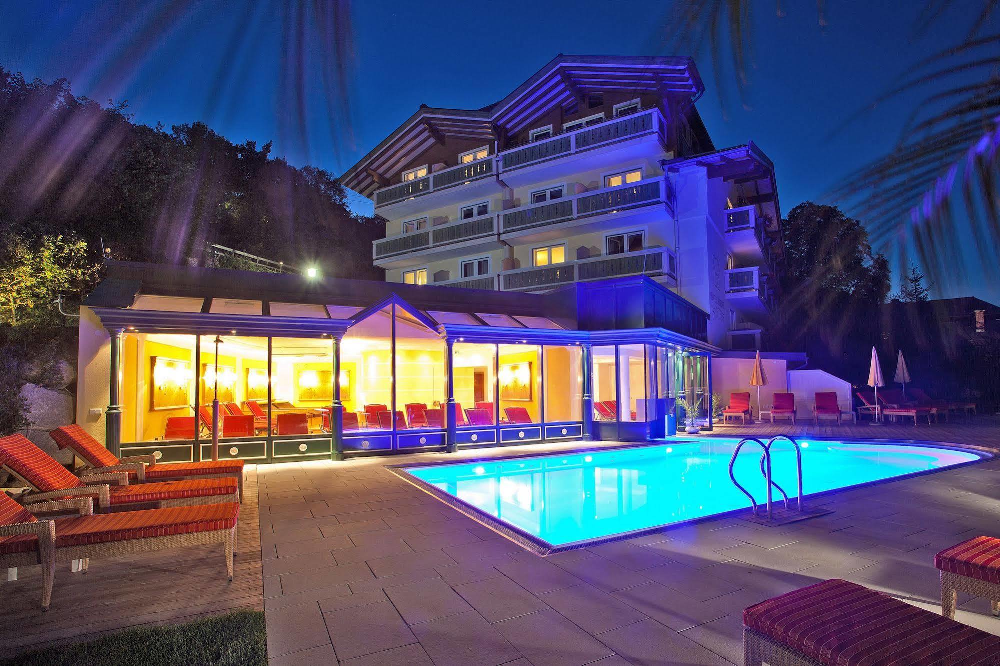 Hotel Berner Zell am See Luaran gambar