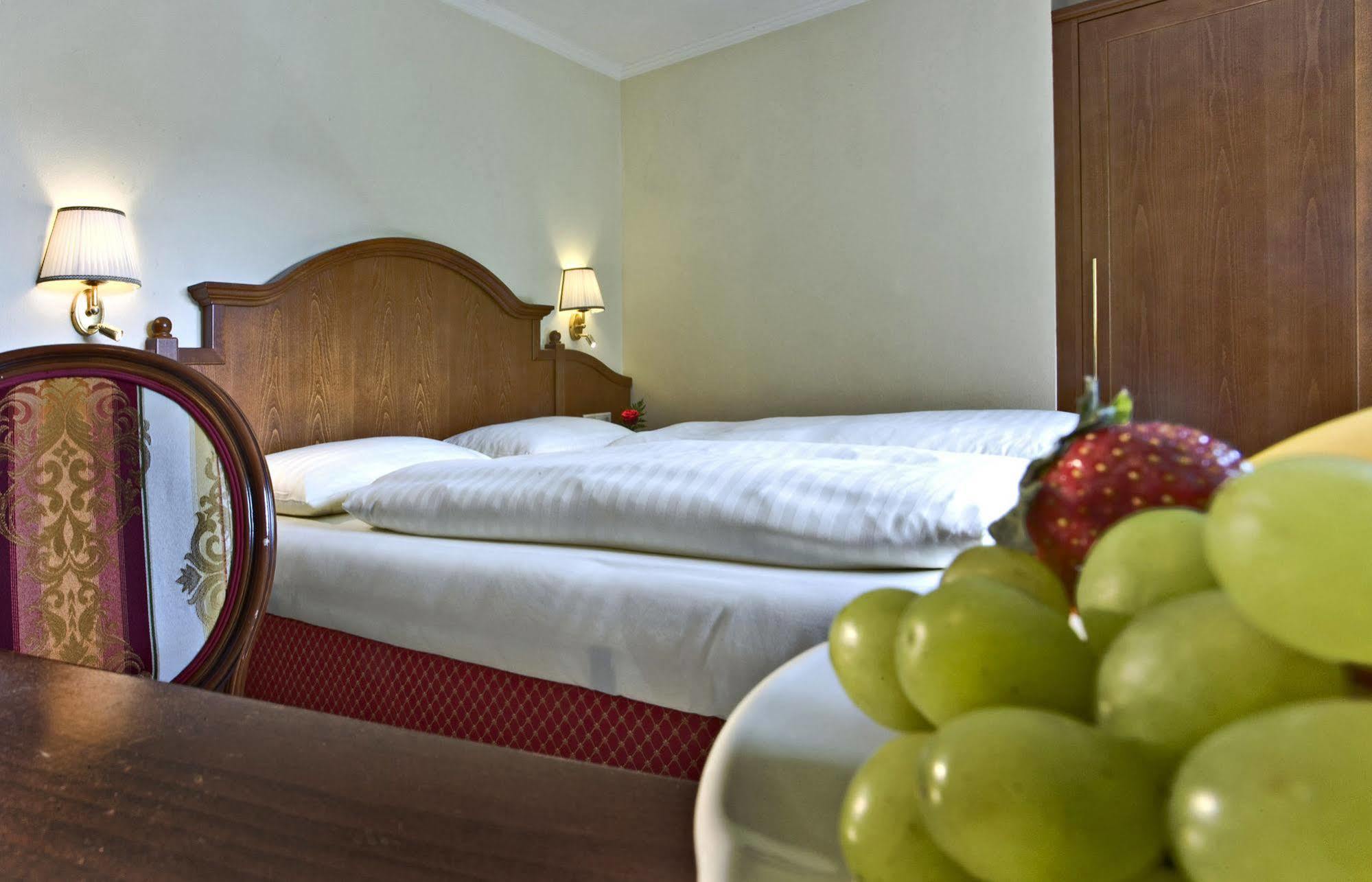Hotel Berner Zell am See Luaran gambar