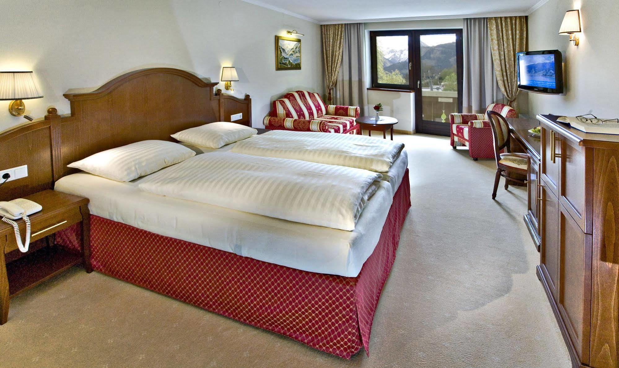Hotel Berner Zell am See Luaran gambar